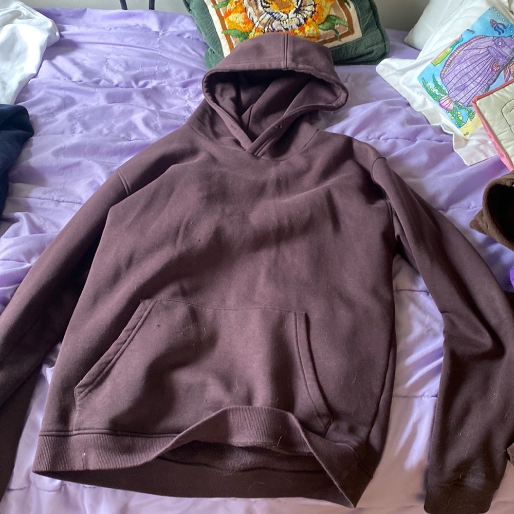 Maroon hoodie plain no strings